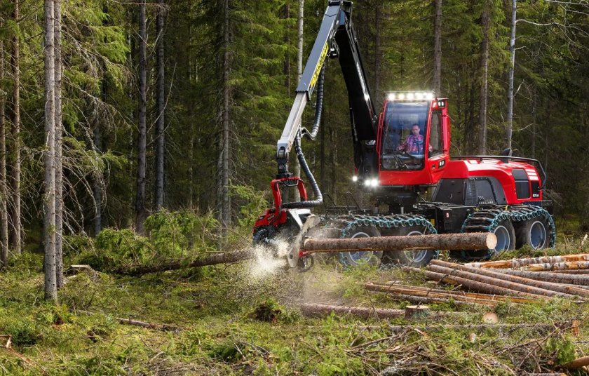 Лесозаготовительная техника харвестер