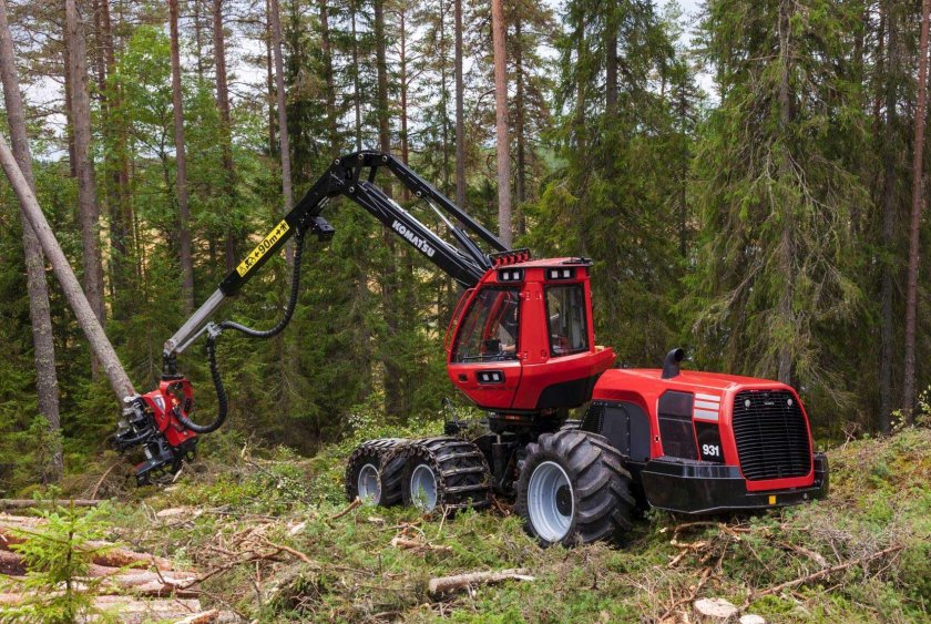 Харвестер Komatsu 931