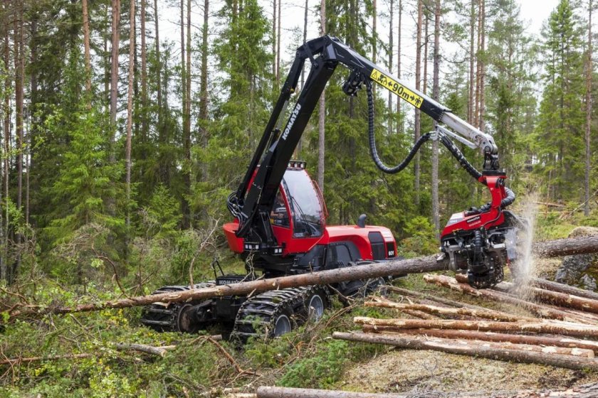 Харвестер Комацу 931