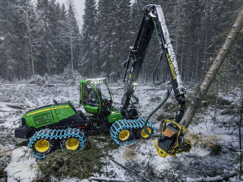 Харвестер John Deere, 1210g