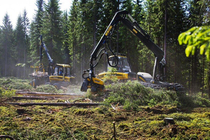 Форвардер Понссе