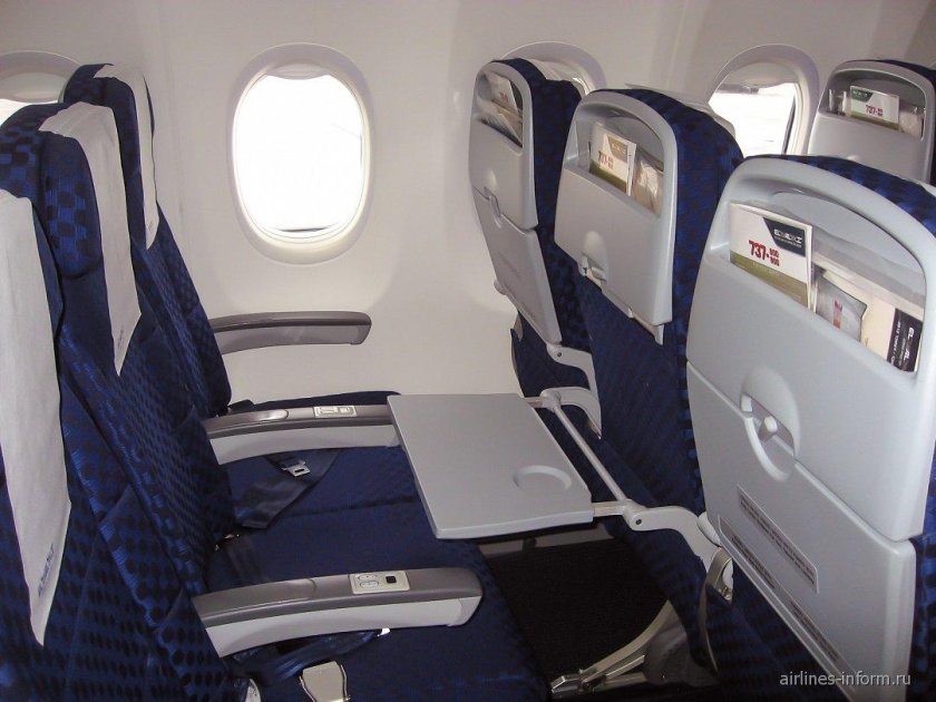 Boeing 737 салон эконом