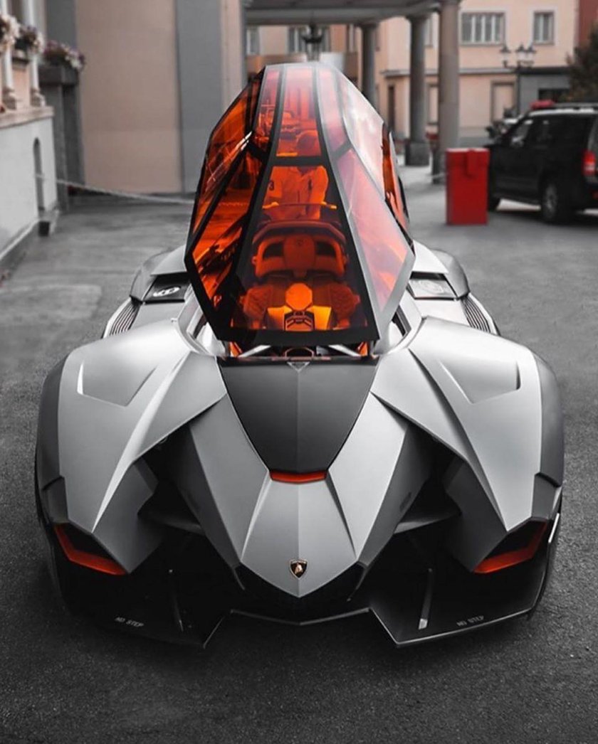 Ламборгини эгоист