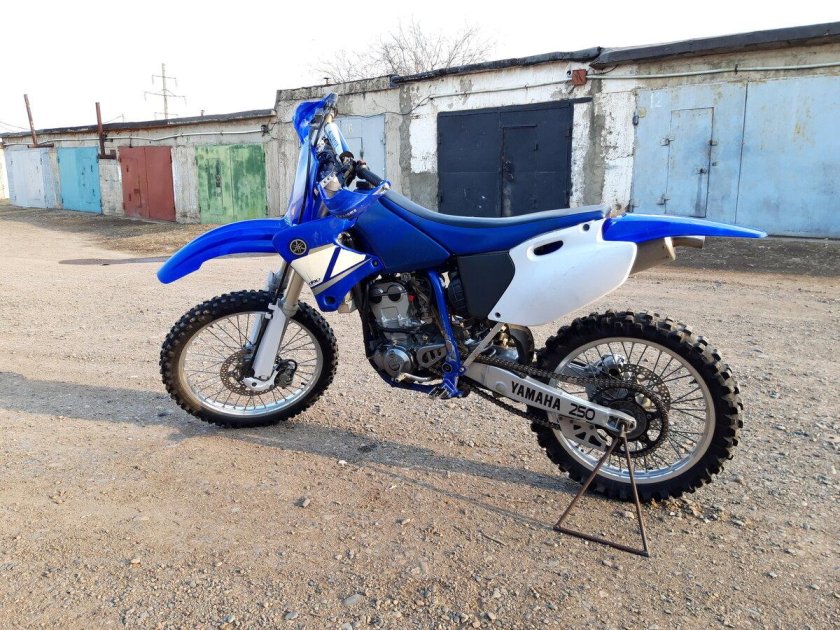 Yamaha 250 кроссовый