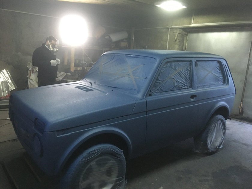 Лада Нива цвет морская пучина 325