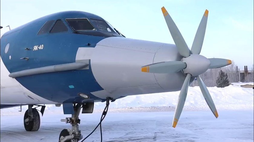 Самолет с электродвигателем