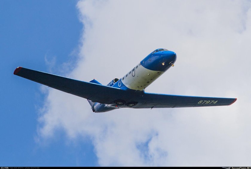 Як-40 СИБНИА