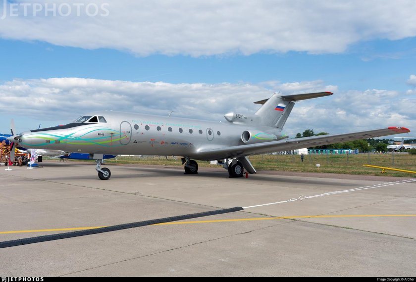 Як-40 СИБНИА