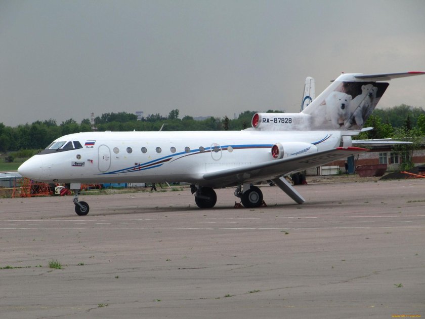 Як-40 пассажирский