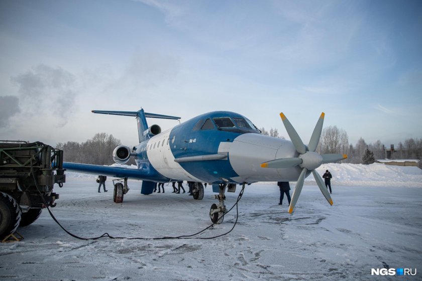Як-40 СИБНИА летающая лаборатория