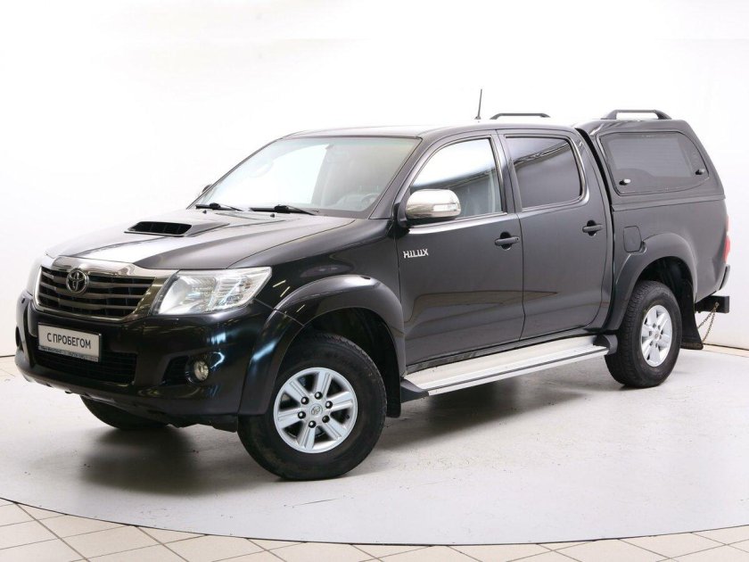 Toyota Hilux 7