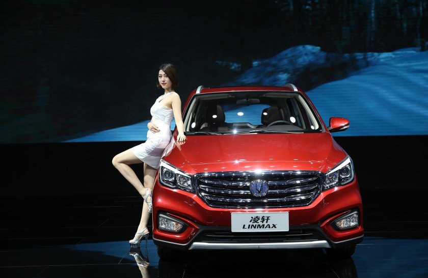 Китайский кроссовер Чанган cs35