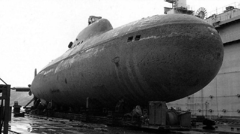 Советская атомная подводная лодка