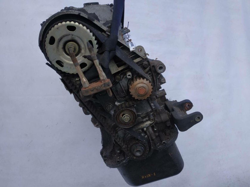 Двигатель Ровер 416