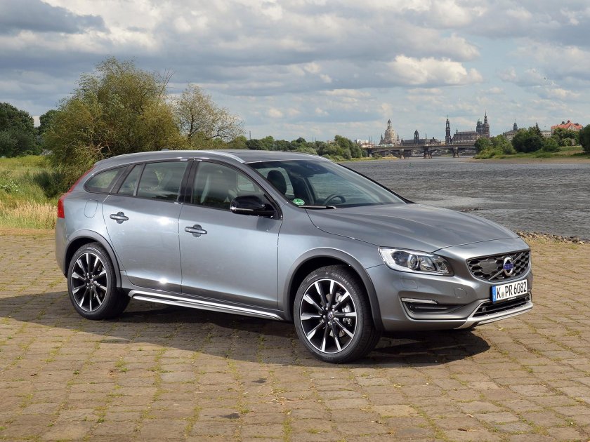 Вольво v 60 cross country