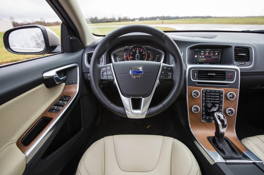 Volvo s60 2017 салон