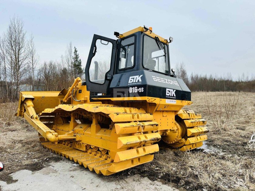 Бульдозер beezone d16
