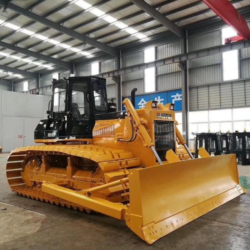 Бульдозер shantui