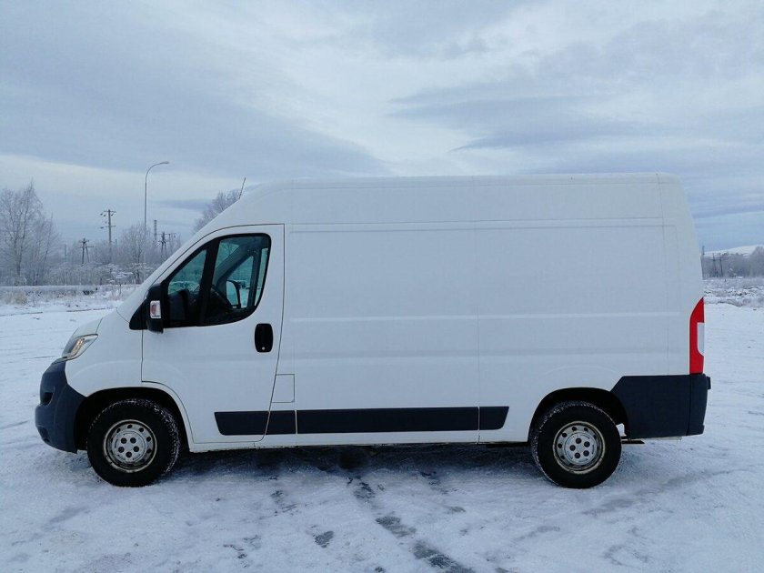 Peugeot boxer цельнометаллический фургон