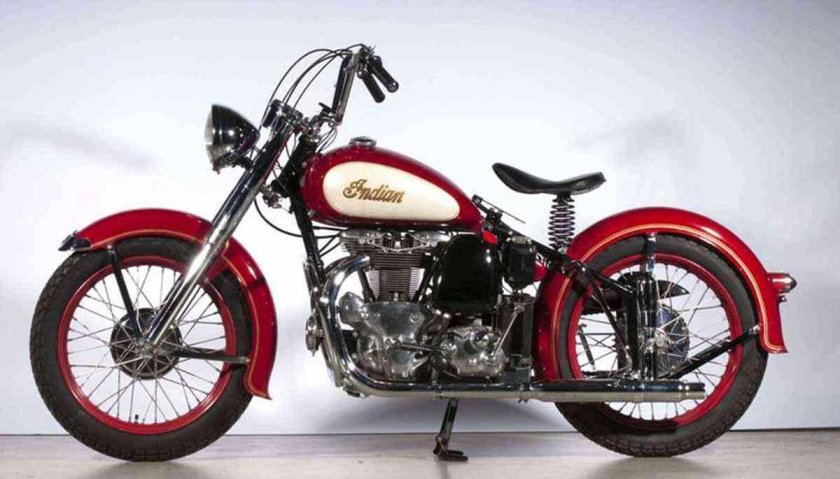 Мотоцикл Индиан кастом
