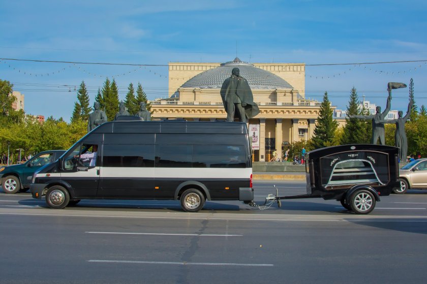 Аурус лафет катафалк