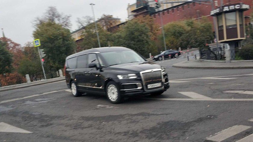 Микроавтобус 4125 Aurus Arsenal