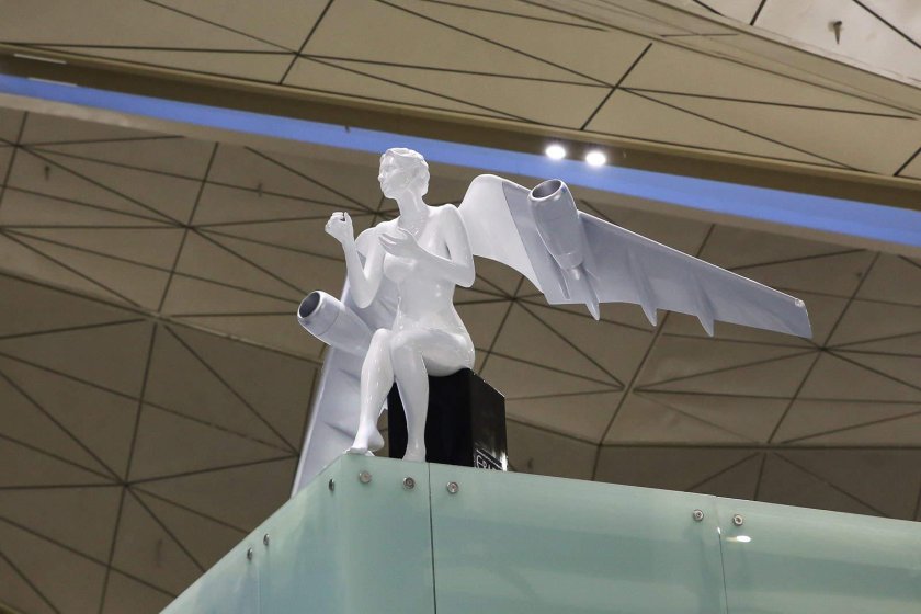 Ангелы в аэропорту пулково