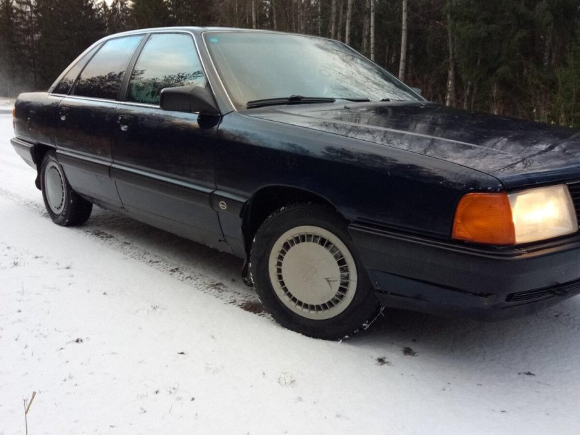 Ауди 100 1990 года