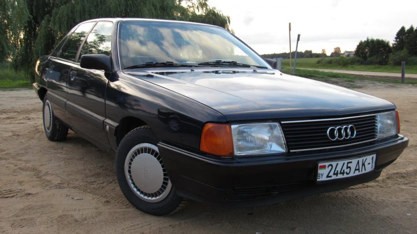 Ауди 100 1990
