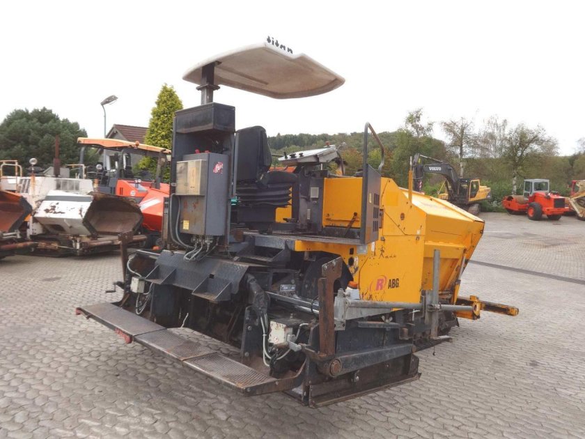 Titan 125 асфальтоукладчик