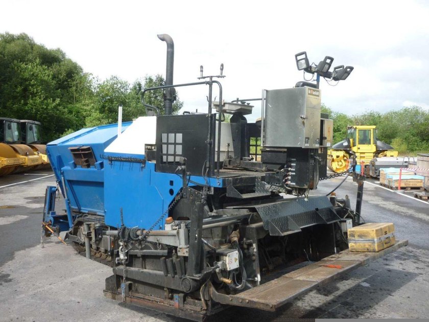 Асфальтоукладчик Volvo abg 2820