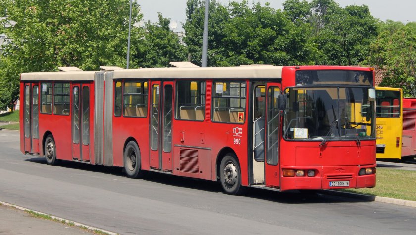Mercedes benz o305g