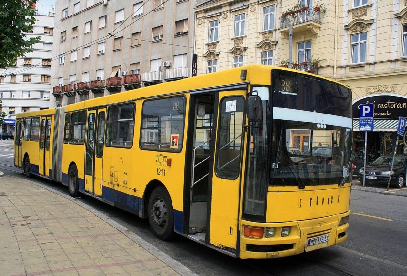 Ikarbus 102