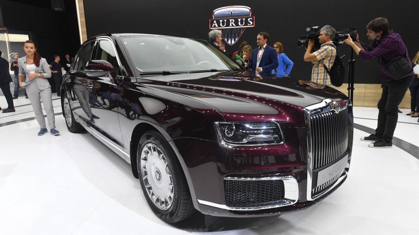 Седан Aurus Senat