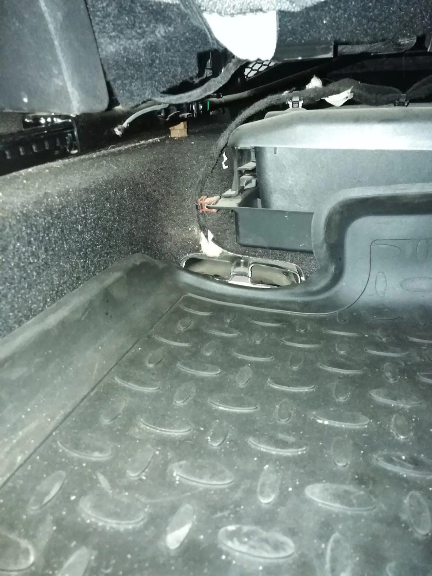 Обдув задних пассажиров 4007 c Crosser