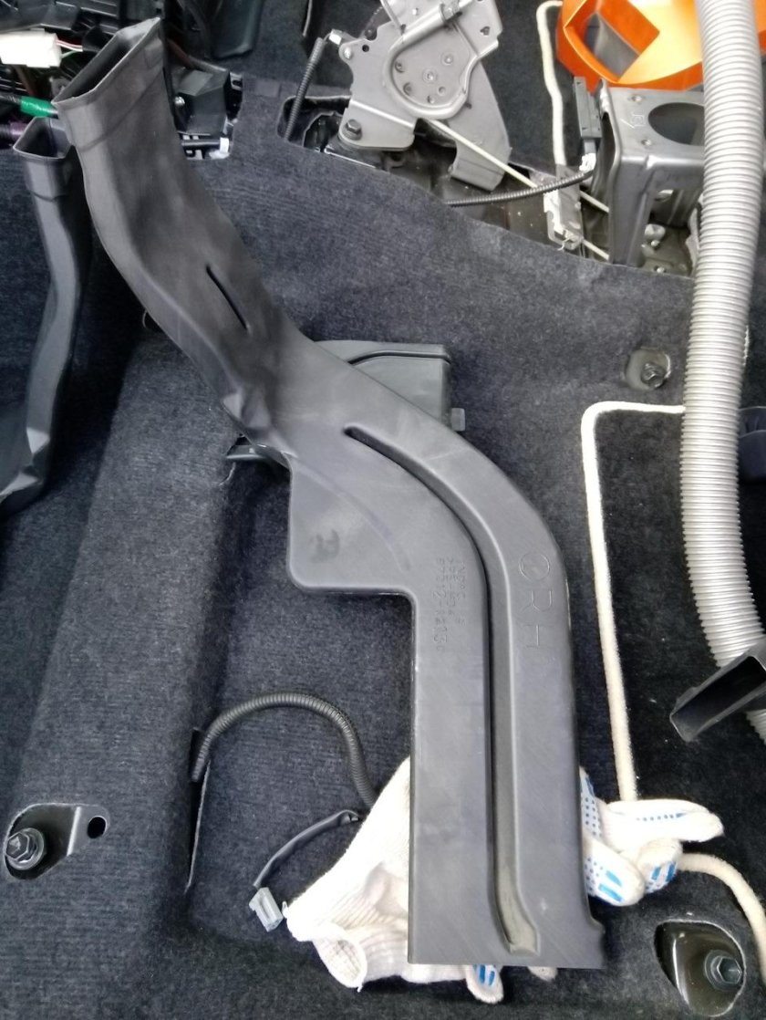 Обдув задних пассажиров Лада Гранта