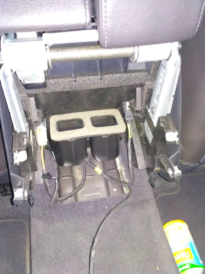 Обогрев задних пассажиров Туарег 2008