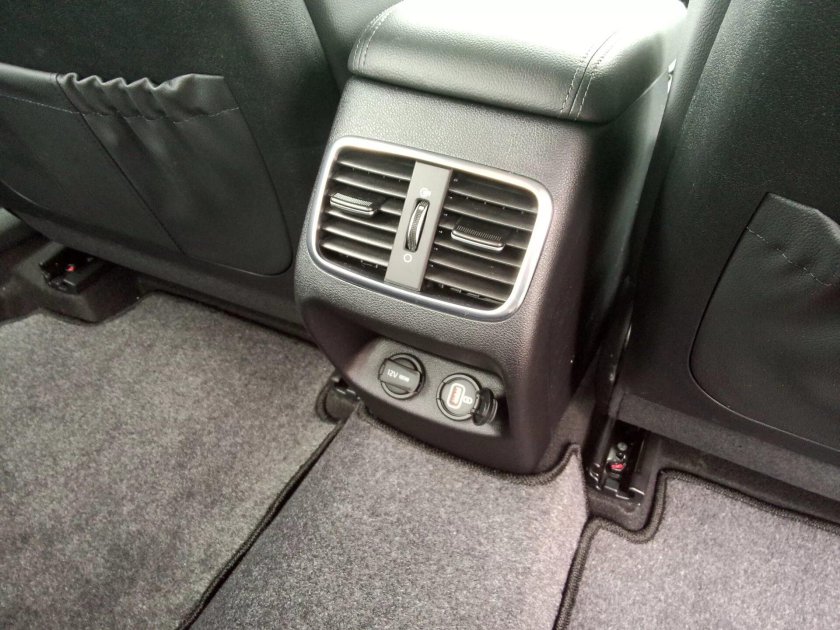 Дефлектор обдува Киа Оптима