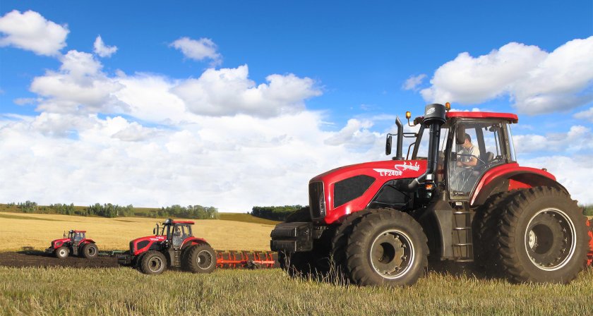 Трактор 220 YTO