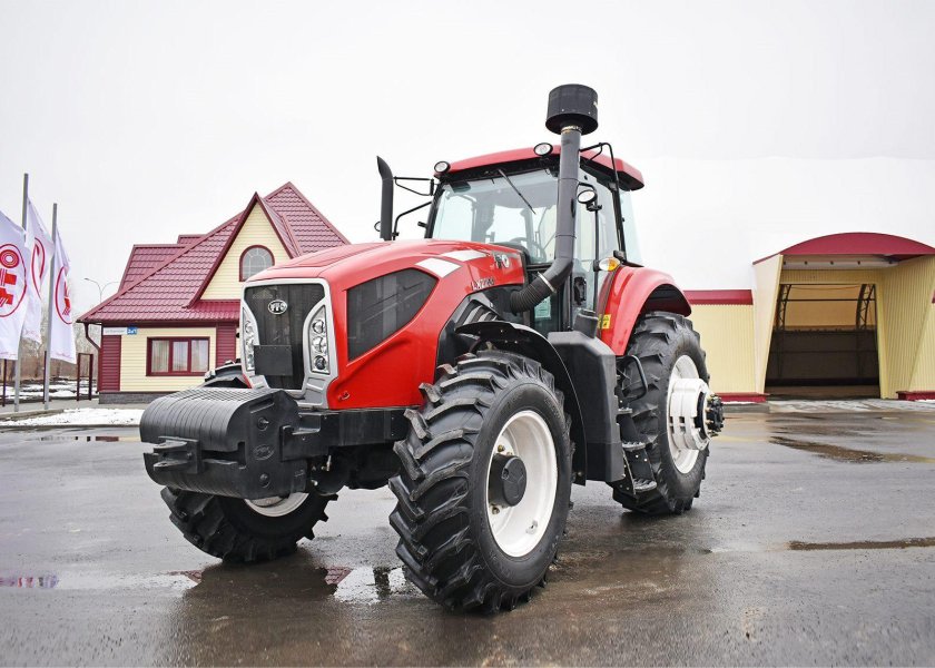 Трактор yto x 1304