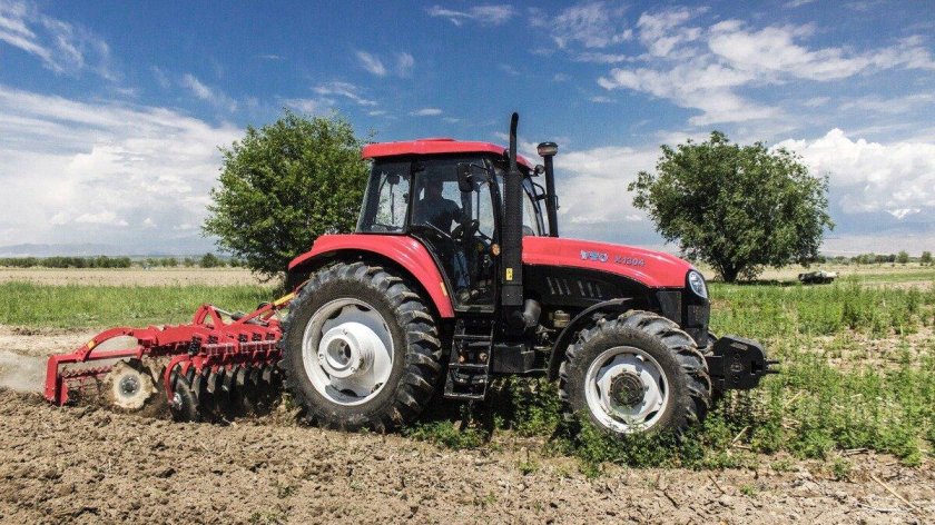 Трактор YTO 1304