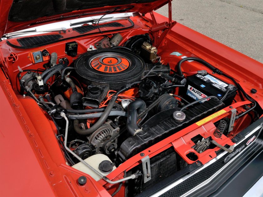 Dodge Challenger 1969 двигатель
