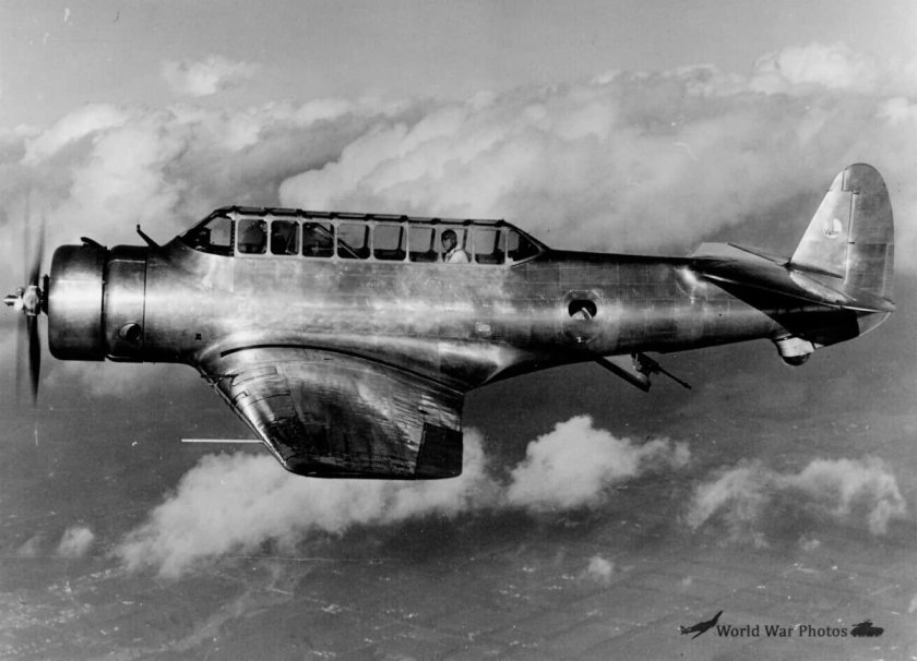 Штурмовик Vultee v-11