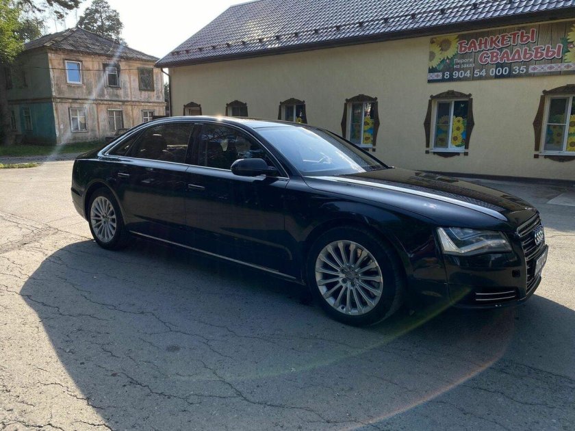 Вин код Ауди а 8 d 4