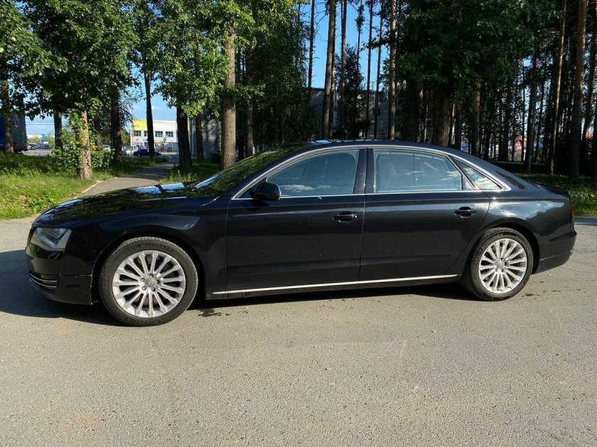 Audi a 8 long