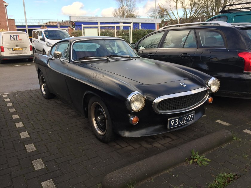 Volvo p1800