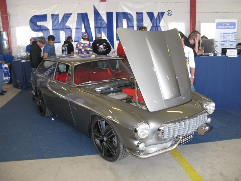Gas Monkey Volvo p1800