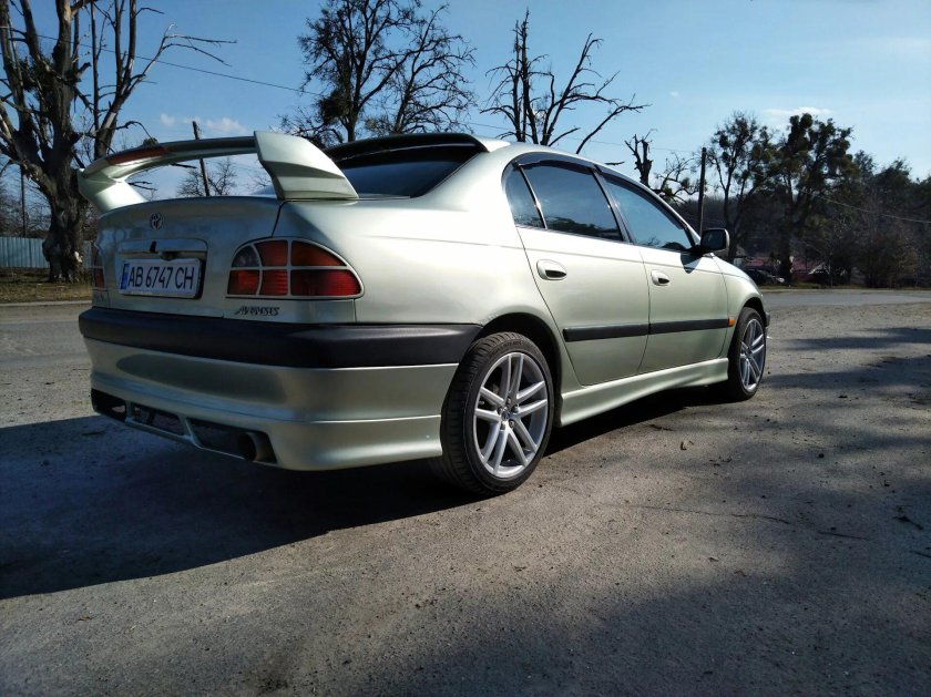 Тойота Авенсис т220 обвесы