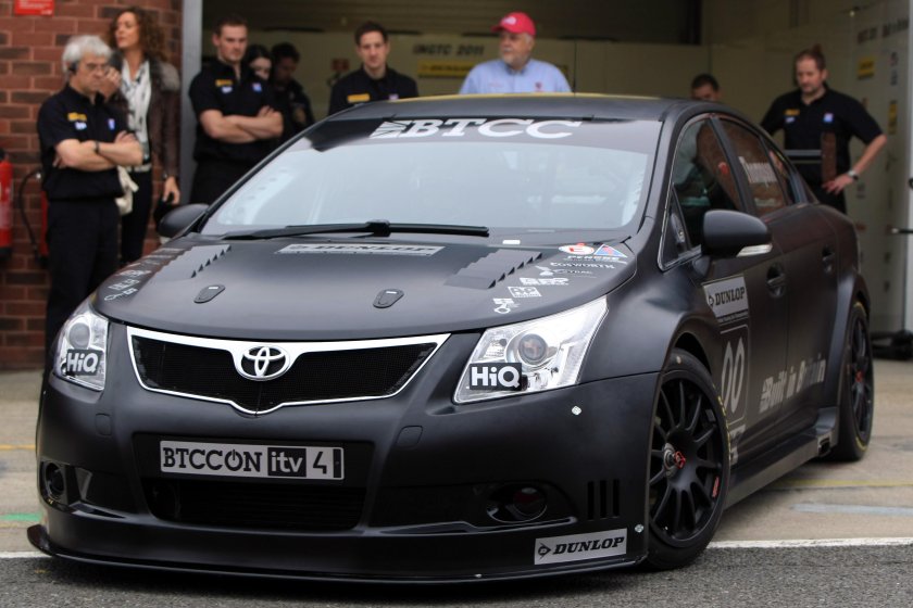 Toyota Avensis 2010 Tuning