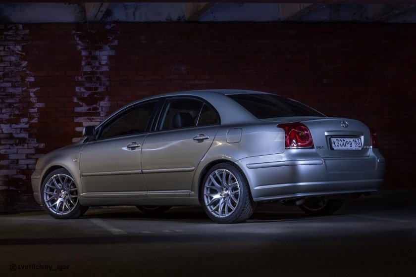 Диски Тойота Авенсис т250